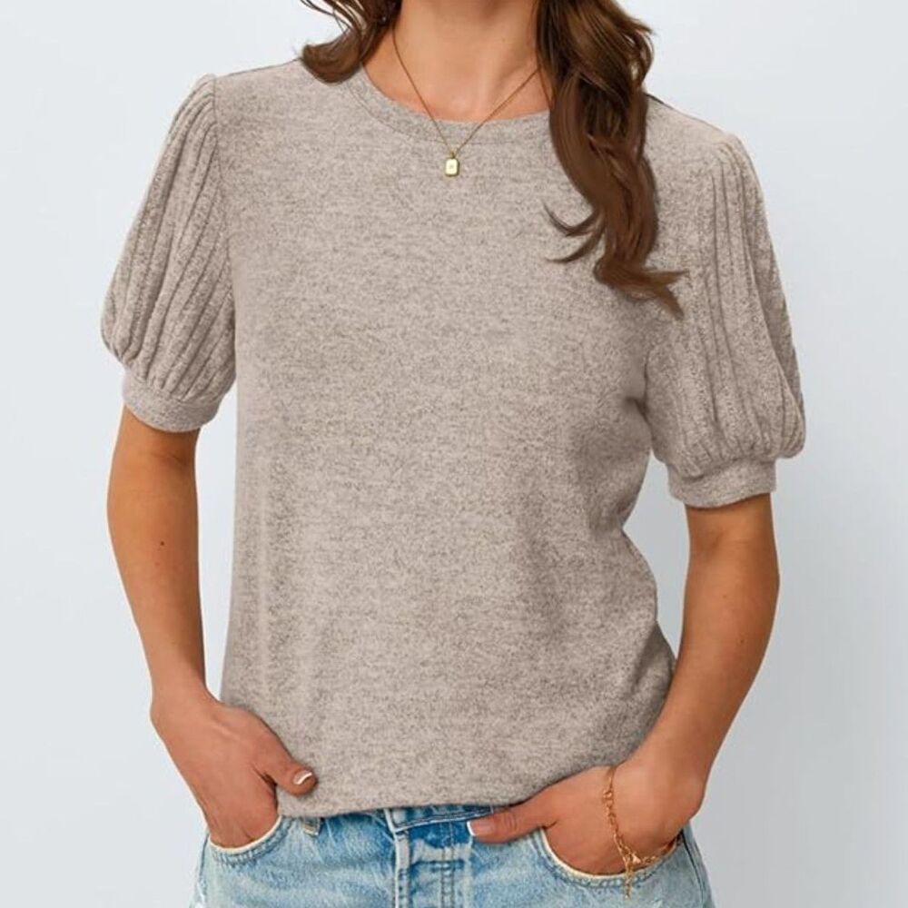 AUTOMET Women’s Short Sleeve Crew Neck Top Large Khaki Dressy Casual NWT